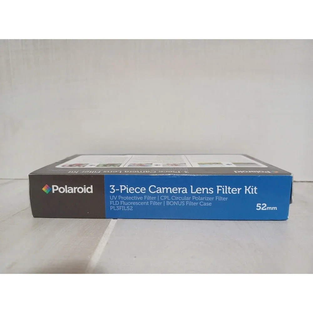 Polaroid 2-piece Camera Lens Filter Kit. Missing the CPL filter.